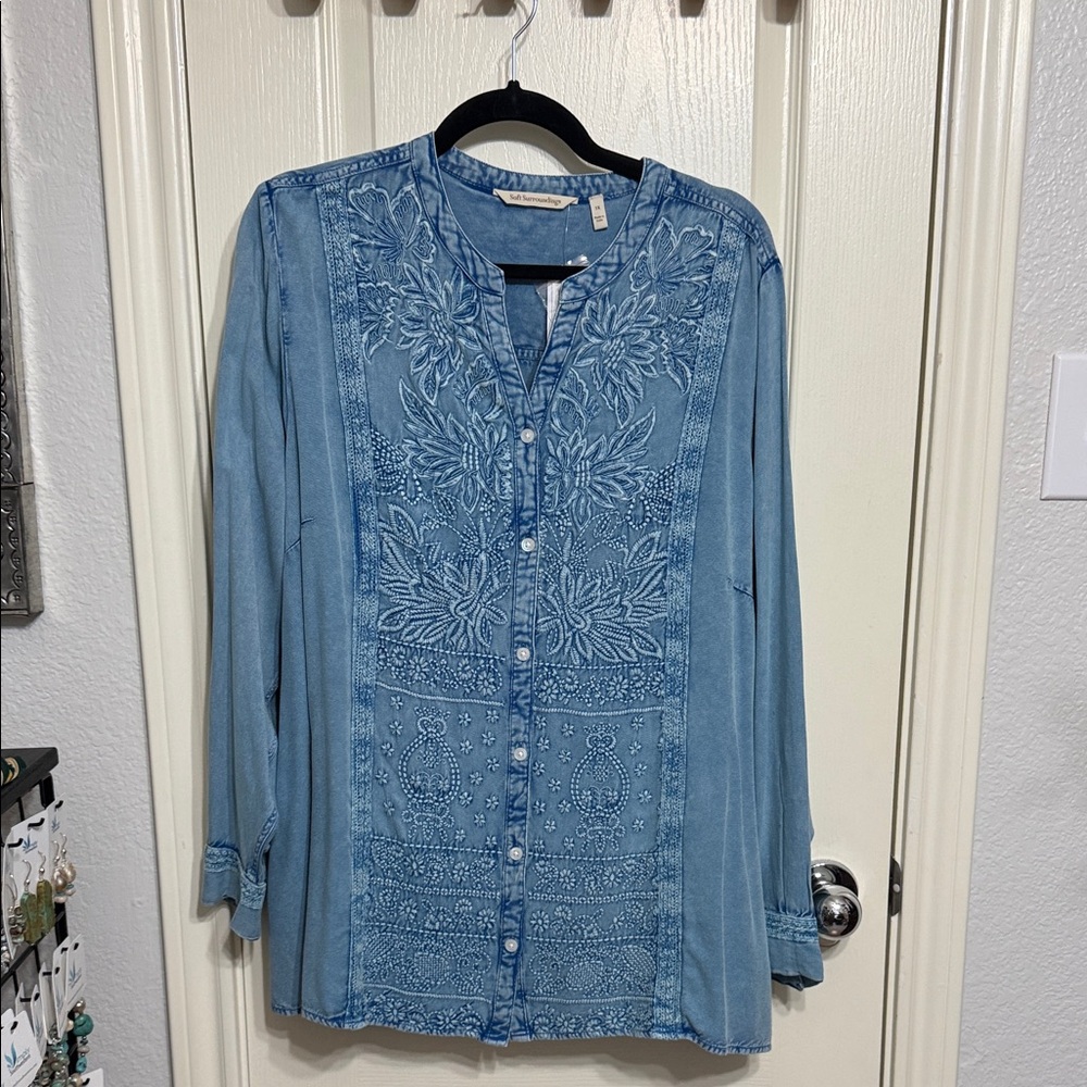 Soft Surroundings Blue Embroidered Button-Up Blouse